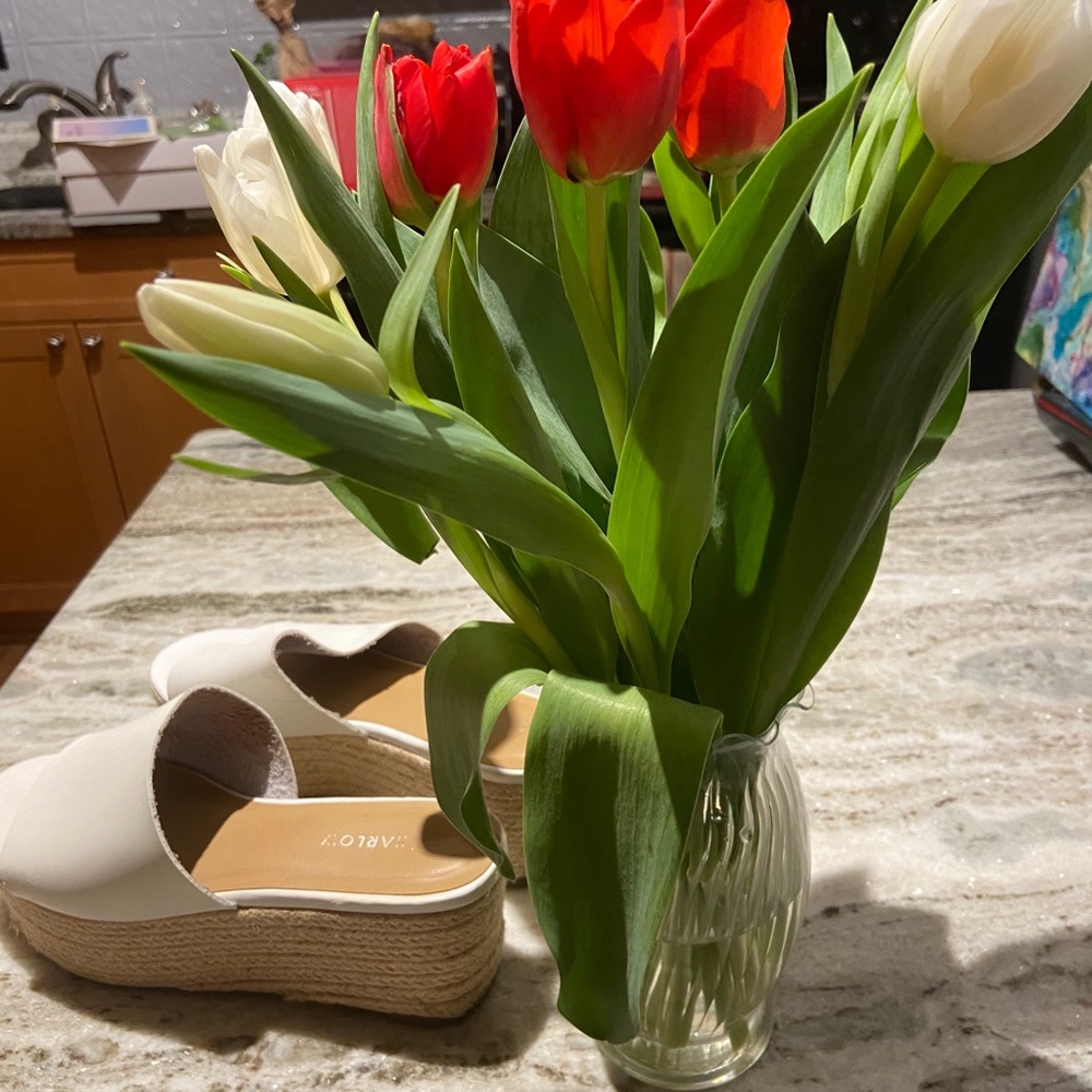 White Platform Sandals with Straw Lower Accent